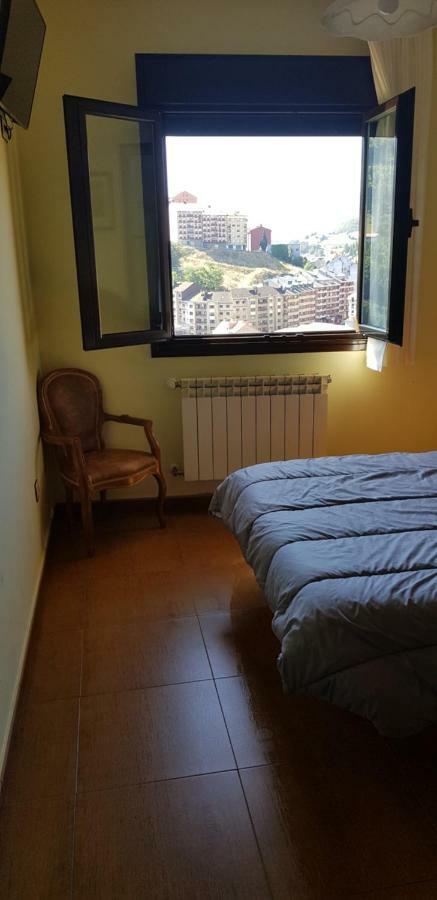 Hotel Ana Cangas De Narcea Eksteriør bilde