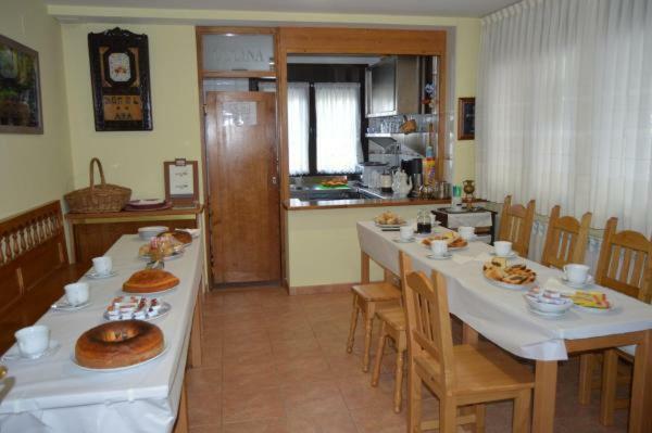 Hotel Ana Cangas De Narcea Eksteriør bilde